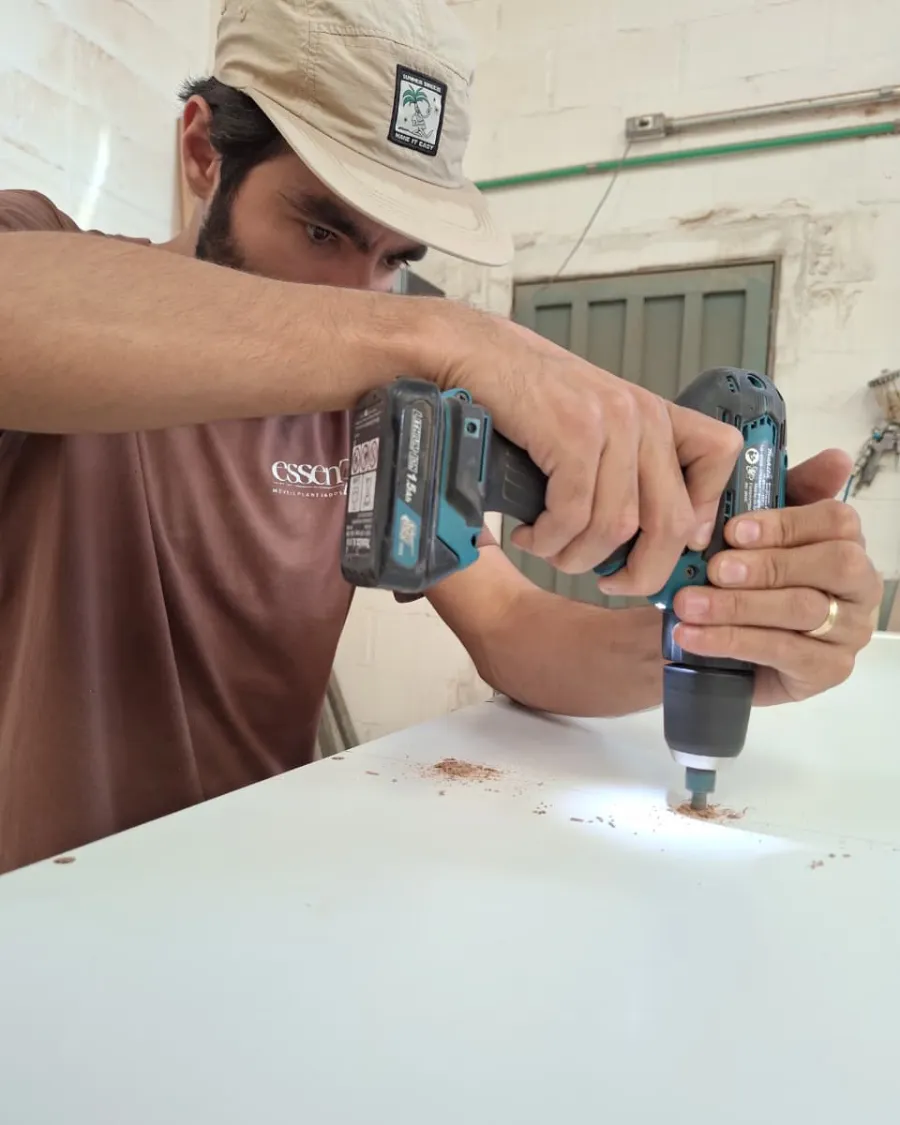 Produção de móveis planejados da Essenza