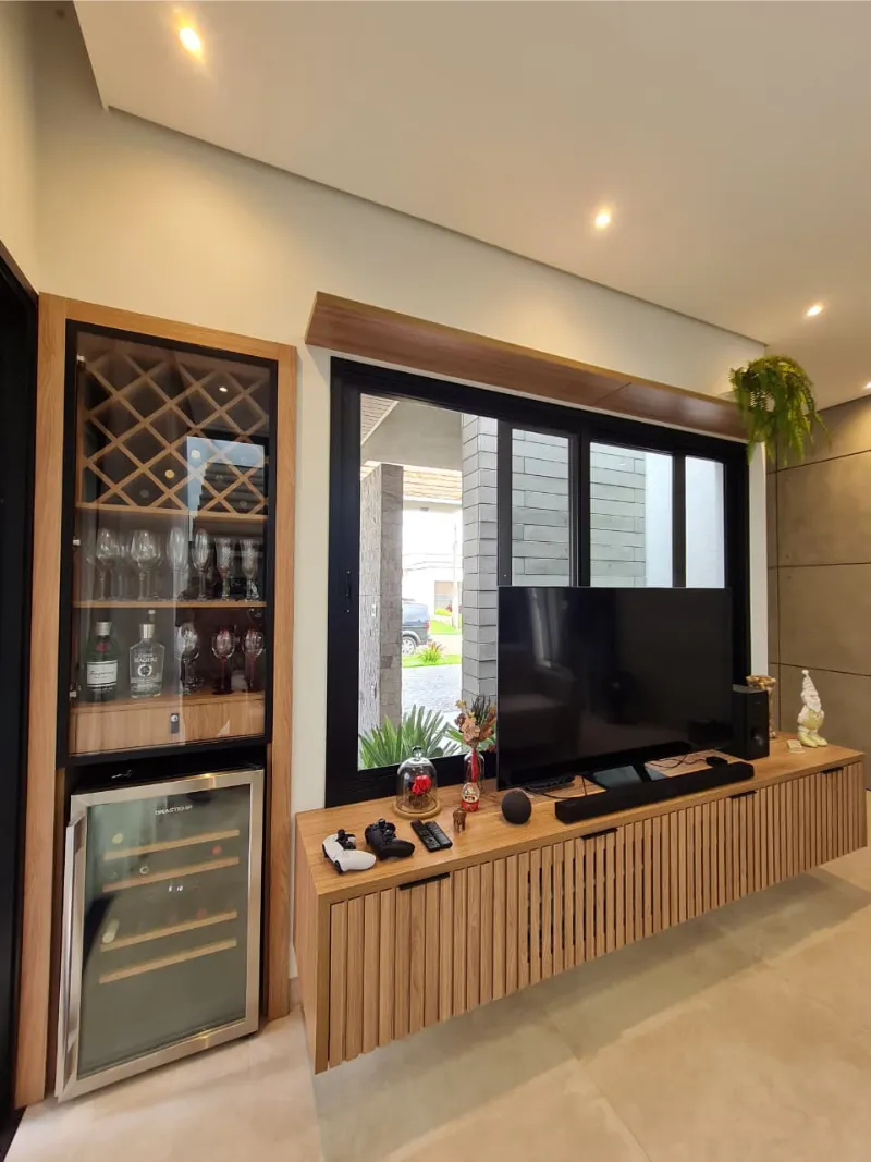 Sala de estar planejada com bar